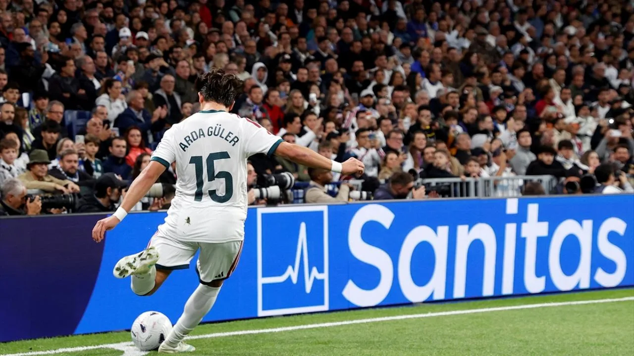 Arda Güler'den Real Madrid formasıyla jeneriklik gol: Sevilla 4-1
